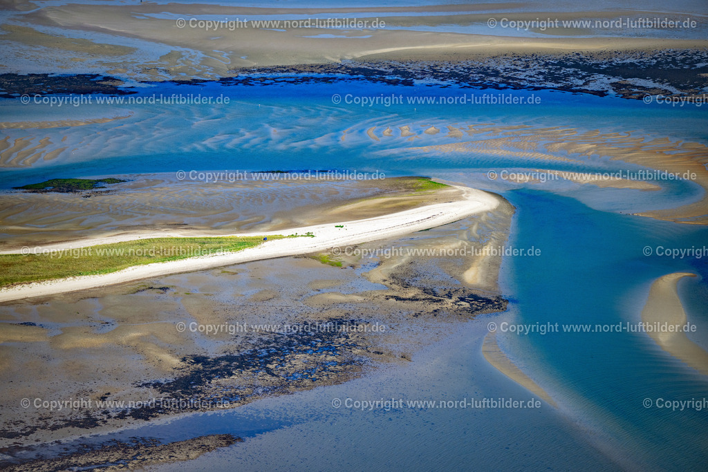 Sylt_List_Uthörn_ELS_3684130825 | LIST AUF SYLT 13.08.2025 Wattenmeer bei der Nehrung Uthörn in List auf der Insel Sylt im Bundesland Schleswig-Holstein. // Wadden Sea near the Uthoern Spit in List on the island of Sylt in the federal state of Schleswig-Holstein. Foto: Martin Elsen