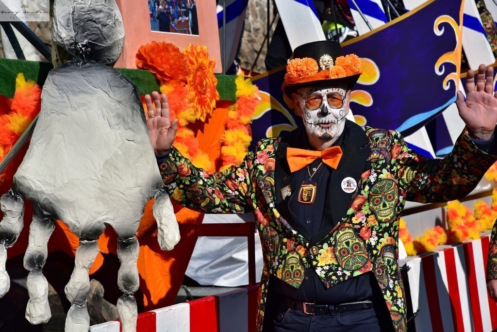 FaMoUmzug-029-RA | Fotoblog Schwarzwald, Foto Blog Wiesental, Pfaffenberg, Winterzauber, Zeller Bergland, Zell im Wiesental, Fotoblog Wiesental, Landschaftsfotos, Bilder Wiesental, Natur, Naturbilder, Fastnacht, Zeller Fastnacht, Zeller Fasnacht, Zeller Bergland, Belchen, - Realisiert mit Pictrs.com