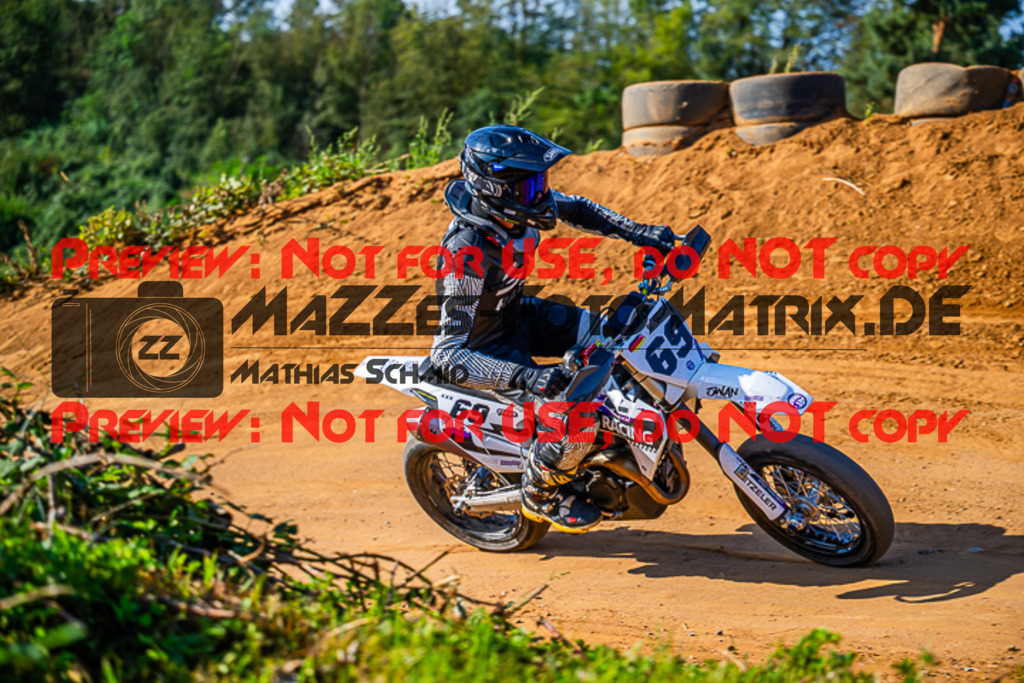 MaZZes_FotoMatrix_230917_0415 | S4