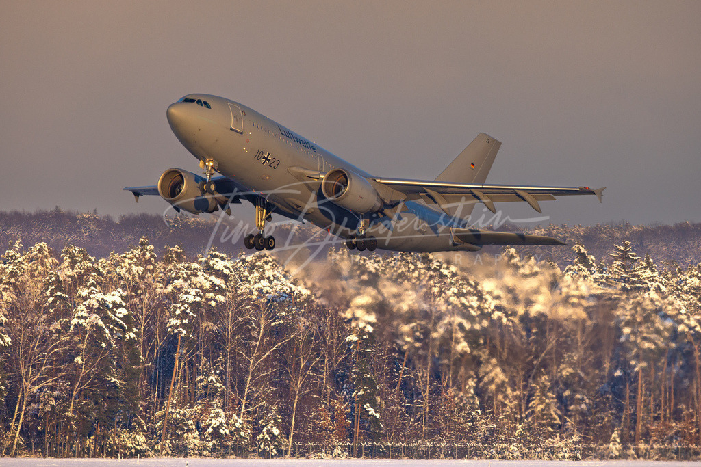 2N8A0050 | Buy high-quality aviation and travel photography prints by professional photographer Timo Breidenstein. Authentic images, professionally printed, worldwide shipping. - Realisiert mit Pictrs.com