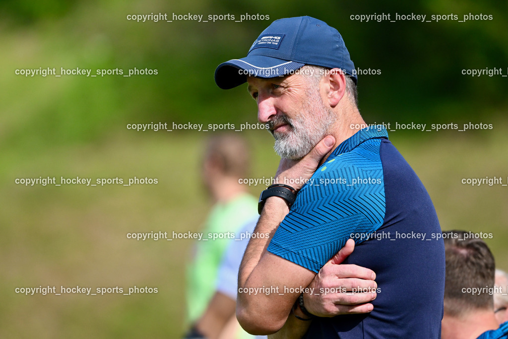 ASKÖ Köttmannsdorf vs. Union Matrei | Asisstentcoach ASKÖ Köttmannsdorf Nenad Pavicevic, ASKÖ Köttmannsdorf vs. Union Matrei, ASKÖ Köttmannsdorf vs. Union Matrei am 13.09.2025 in Köttmannsdorf (Sportplatz Köttmannsdorf), Austria, (Photo by Bernd Stefan)
