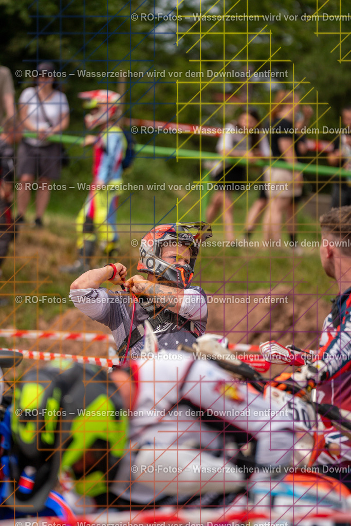 Niederwürzbach 2 Lauf-71 | Sportfotografie von RO-Fotos: Motorsport, Motocross, Enduro, Laufveranstaltungen und Triathlon. Professionelle Fotos von Sportlern und Events. - Realisiert mit Pictrs.com