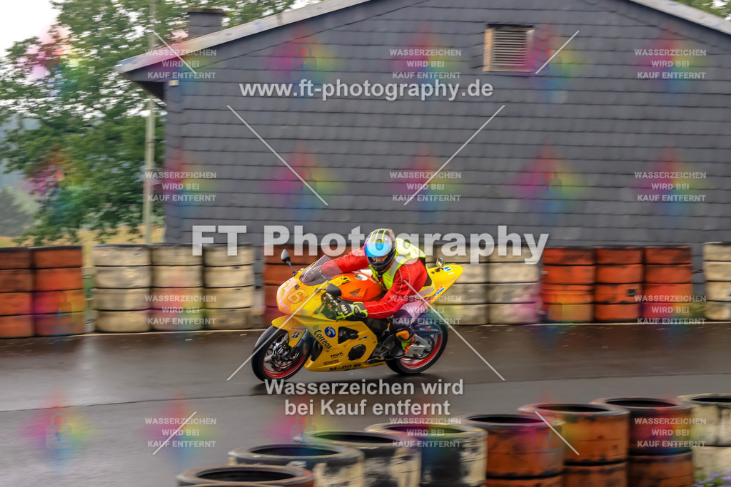 OBK-6085 | Hier findet Ihr Bilder von Touristenfahrten auf der Nürburgring Nordschleife oder von anderen Veranstaltungen die ich besucht habe. Viel Spass beim Durch Schauen 