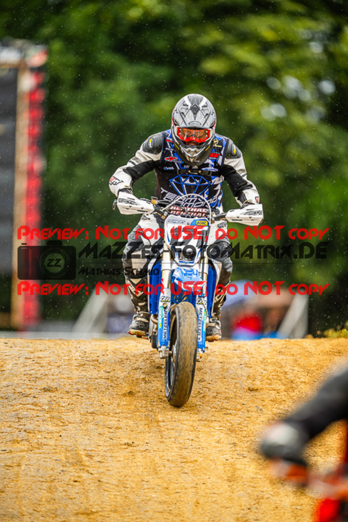 MaZZes_FotoMatrix_230701_1949 | S4