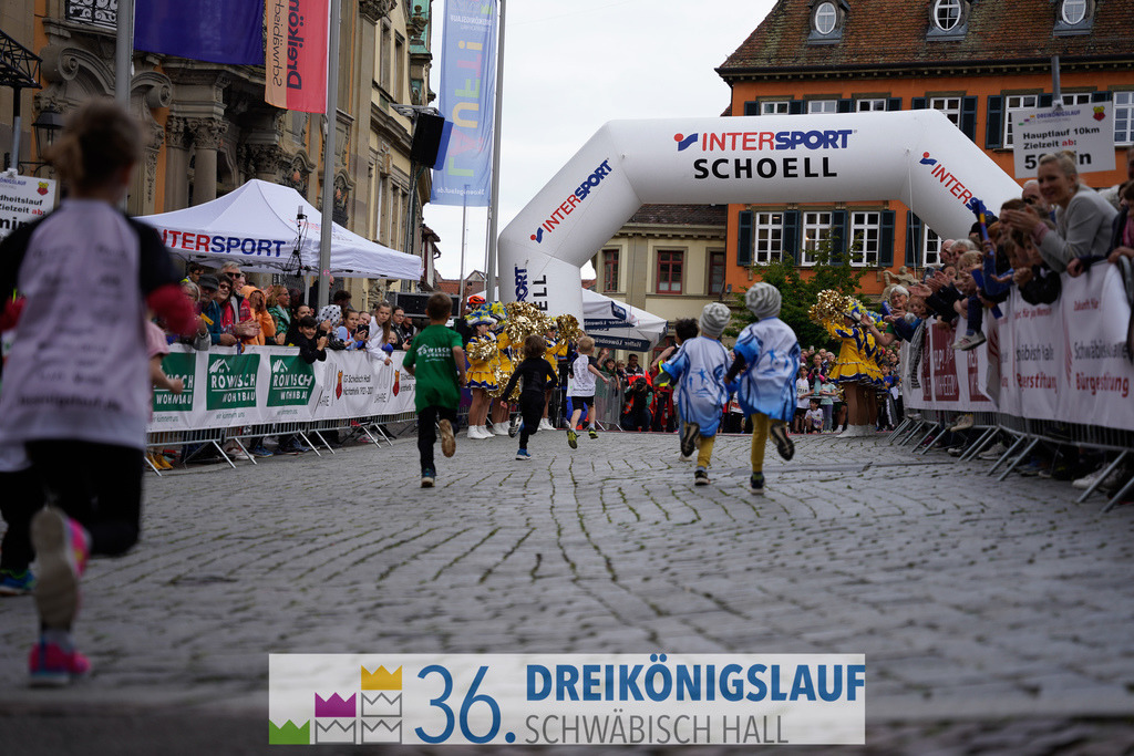 AOK Junior Cup 400m | 3Königslauf 2022 AOK Junior Cup 400m - Realisiert mit Pictrs.com