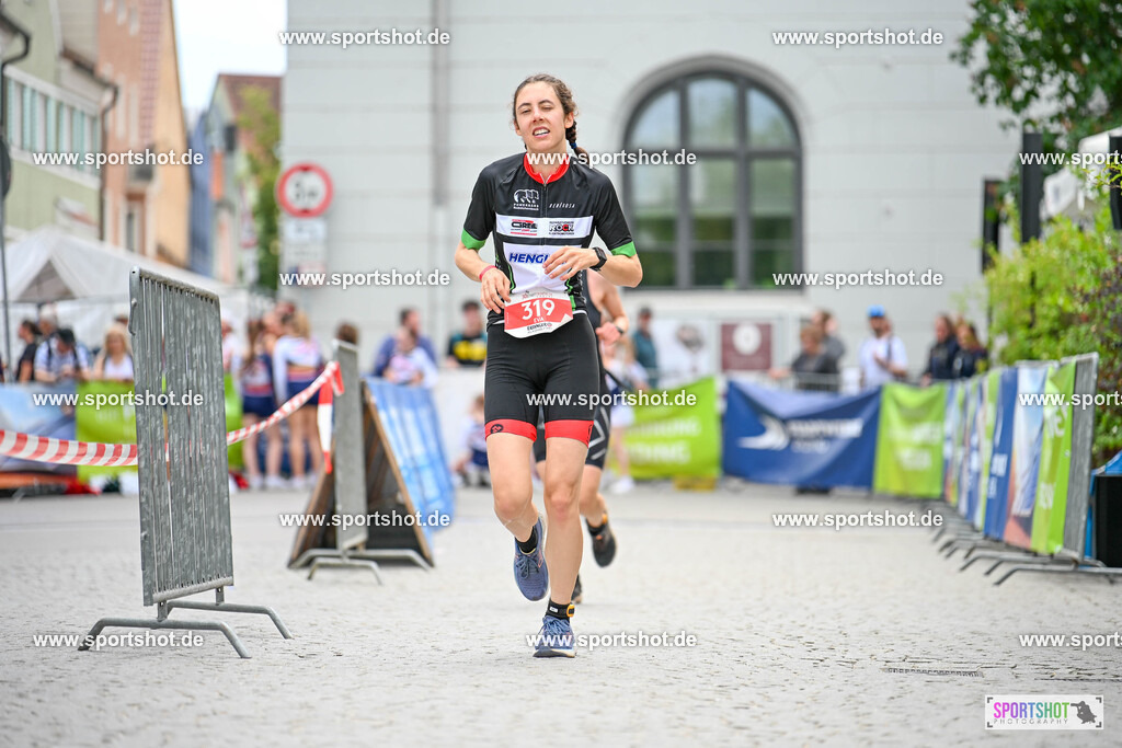 SZI_8204 | Stadttriathlon Erding 2025. #yourpictrs #sportshot_your_pictrs @Sportshotphotography #stadttriathlonerding Copyright: www.sportshot.de
