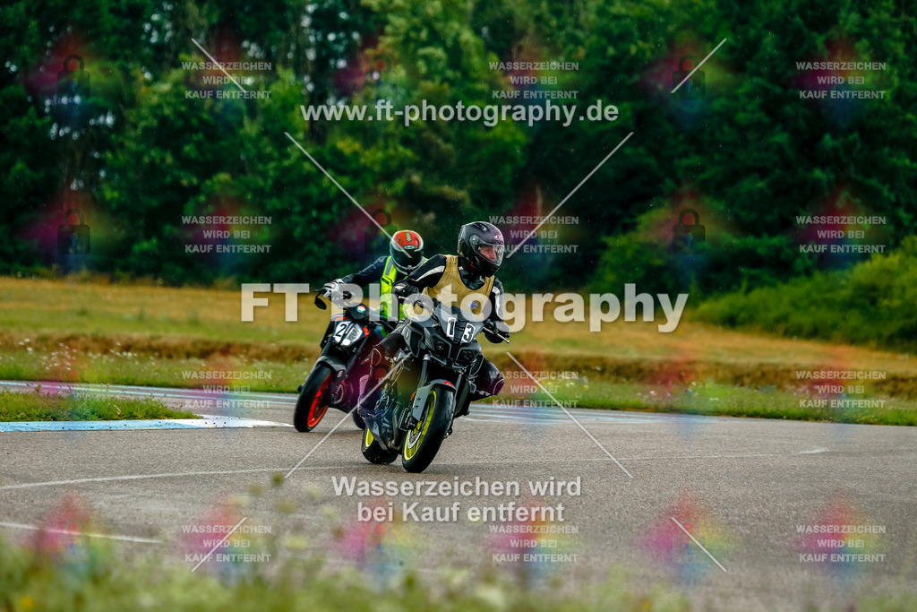 Chambley Juli-1486 | Hier findet Ihr Bilder von Touristenfahrten auf der Nürburgring Nordschleife oder von anderen Veranstaltungen die ich besucht habe. Viel Spass beim Durch Schauen 