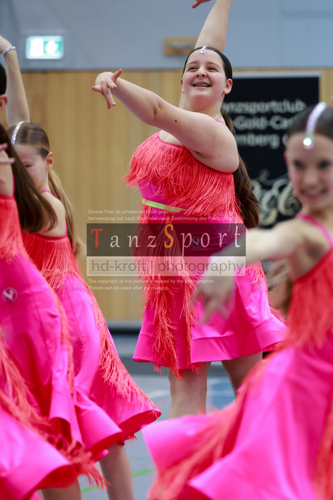 20260307_Solo-Forma_BL2_Nbg09528 | Tanzsportbilder, Standardtanz, Lateintanz, WDSF, DTV, LTVB, dancecomp, goc, hessen tanzt, blaues band der spree, walzer, tango, wiener walzer, slowfox, quickstepp, samba, rumba, cha-cha-cha, paso doble. jive, hd-kroft photography, turniertanzsport