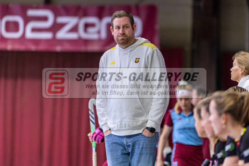 SM_2025-01-12_wD5_-96 | 1.Bundesliga Hallenhockey  (W) UHC - HTHC / 2:3 (2:1)