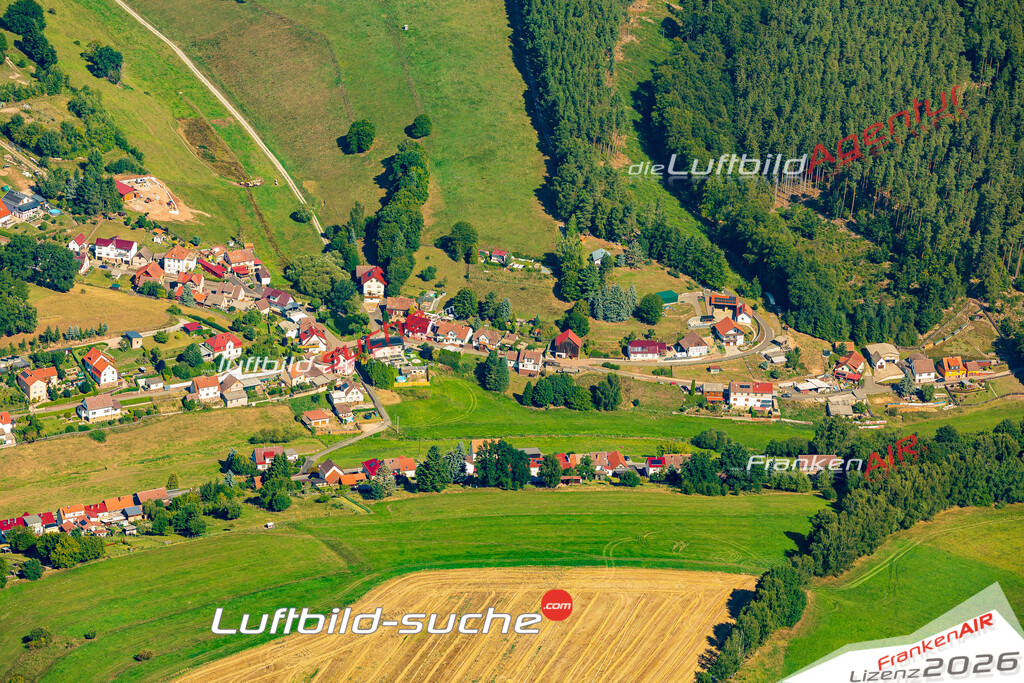 Klassische Luftaufnahme ohne Drohne zeigt:Zillbach bei Schwallungen - Die Luftbildaufnahme wurde 2025 vom UL-Flugzeug heraus erstellt ( keine Drohnenaufnahme ) - Hochauflösende Luftaufnahme -Nicht vergleichbar mit Google Maps oder Satelittenbilder- Die Geschenkidee !Mit Lizenz und Bildrechte bestellbar