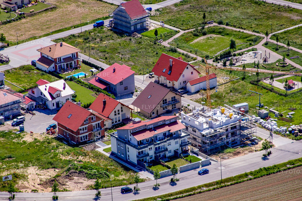 Luftbild: Am Höhenweg in Kandel im Bundesland Rheinland-Pfalz in Deutschland. Foto: IMG_18538.jpg vom 30.05.2009 durch Werner Riehm/FLY-FOTO.de