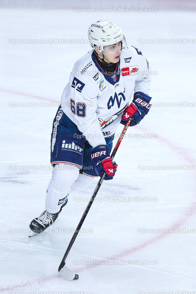 KoeDEL08032402111 | 08.03.2024, Köln, Eishockey, Penny DEL, 52. Spieltag, Lanxess-Arena, Kölner Haie - Adler Mannheim: Fabrizio Pilu (Adler Mannheim)