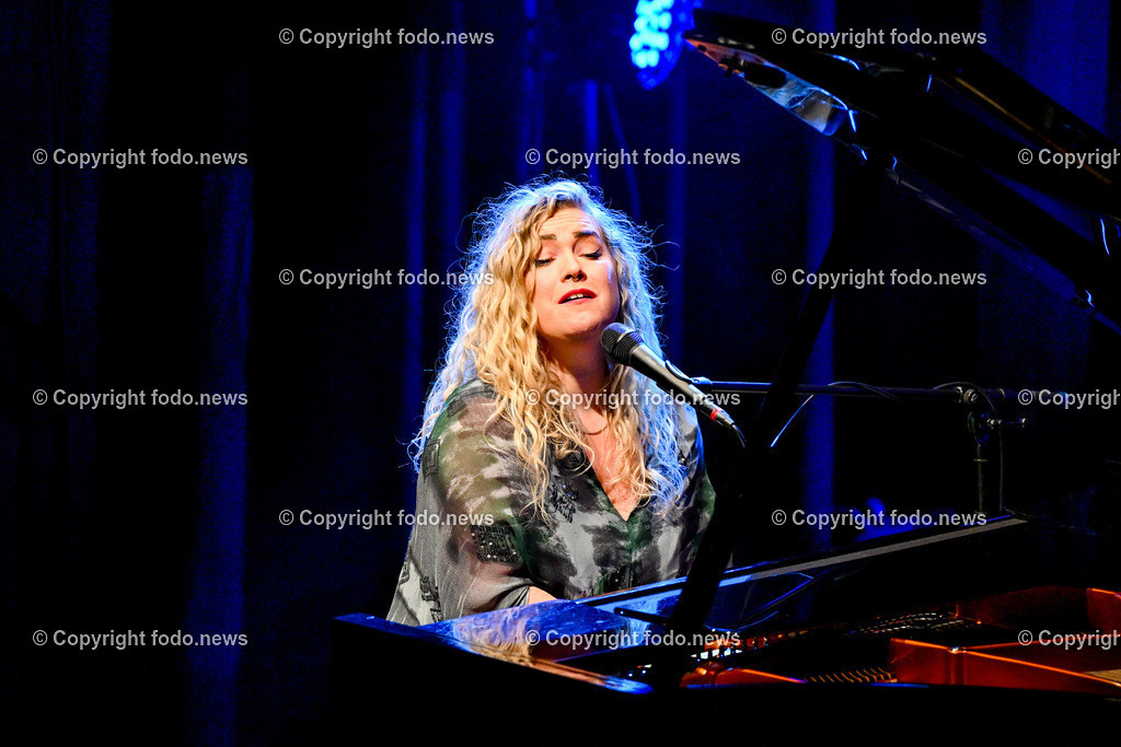 Posthof_ Lylit_ Konzert_ 13.01.2024-7 | 13.01.2024, Linz, AUT, Posthof, Konzert Lylit, im Bild Lylit (Musikerin, Eva Klampfer aus Salzburg)