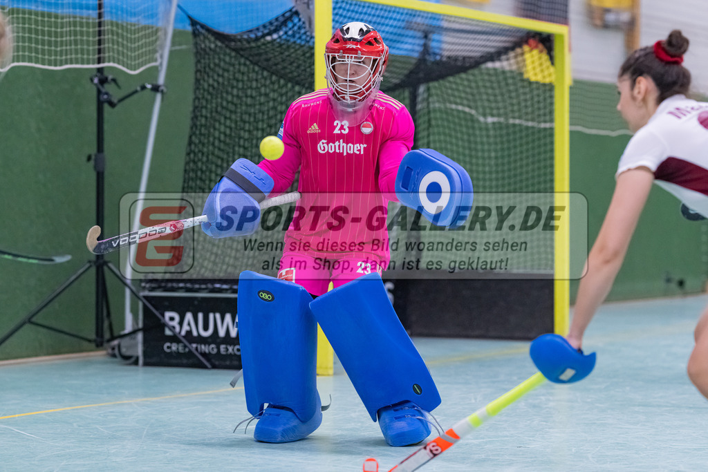 HK_20230128_103399 | 1. Bundesliga 1/4 Finale ( Damen ) Rot-Weiss Köln - Club an der Alster am 28.1.2023 Rot-Weiss Köln  , Köln , Lisa Höllriegl ( Torfrau Rot-Weiss Köln #23 )