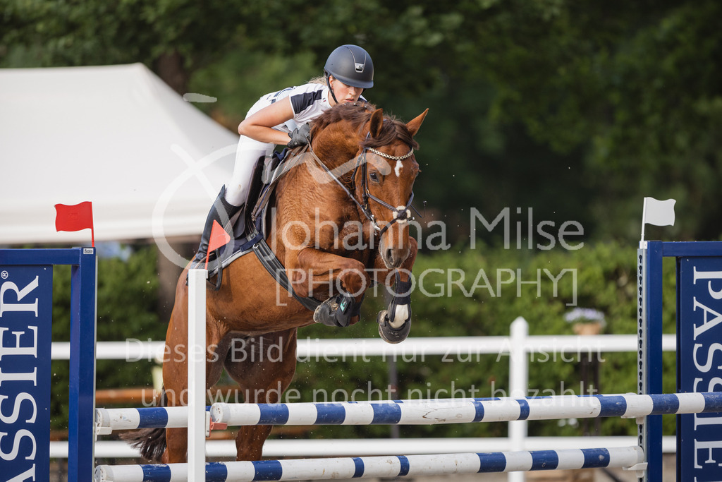 230616_Lemwerder_SprPf-Lgeschl-953 | Deine schönsten Turniermomente als professionelle Fotos! Entdecke hochwertige Pferdesport-Fotografie im Online-Shop. Jetzt Fotos finden & bestellen!