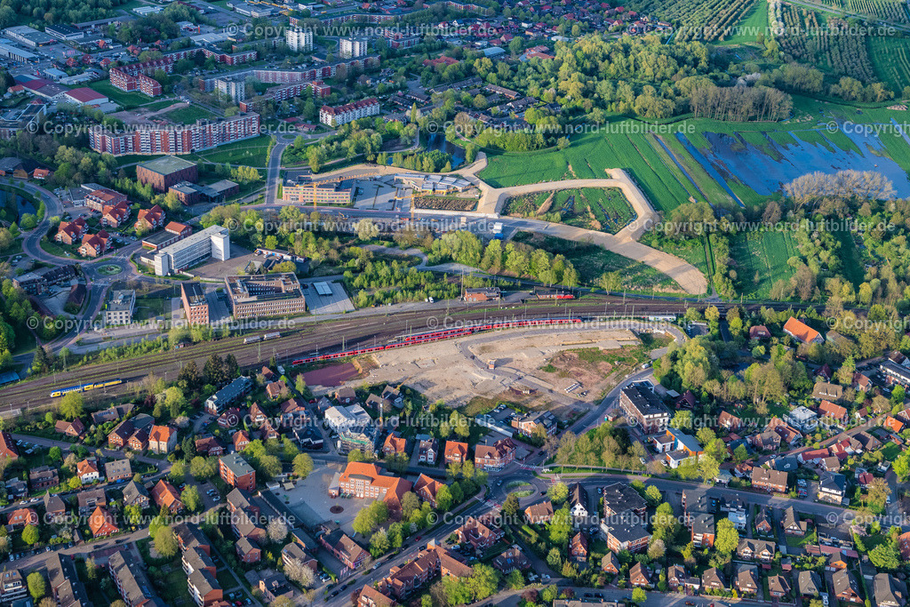 Stade_Bendixland_Baugebiet_ELS_1321140424 | STADE 14.04.2024 Entwicklungsgebiet und Straßenbau und Gewerbeflächen " Am Güterbahnhof " in Stade im Bundesland Niedersachsen, Deutschland. // Developing field of residential and commercial space " Am Gueterbahnhof " in Stade in the state Lower Saxony, Germany. Foto: Martin Elsen