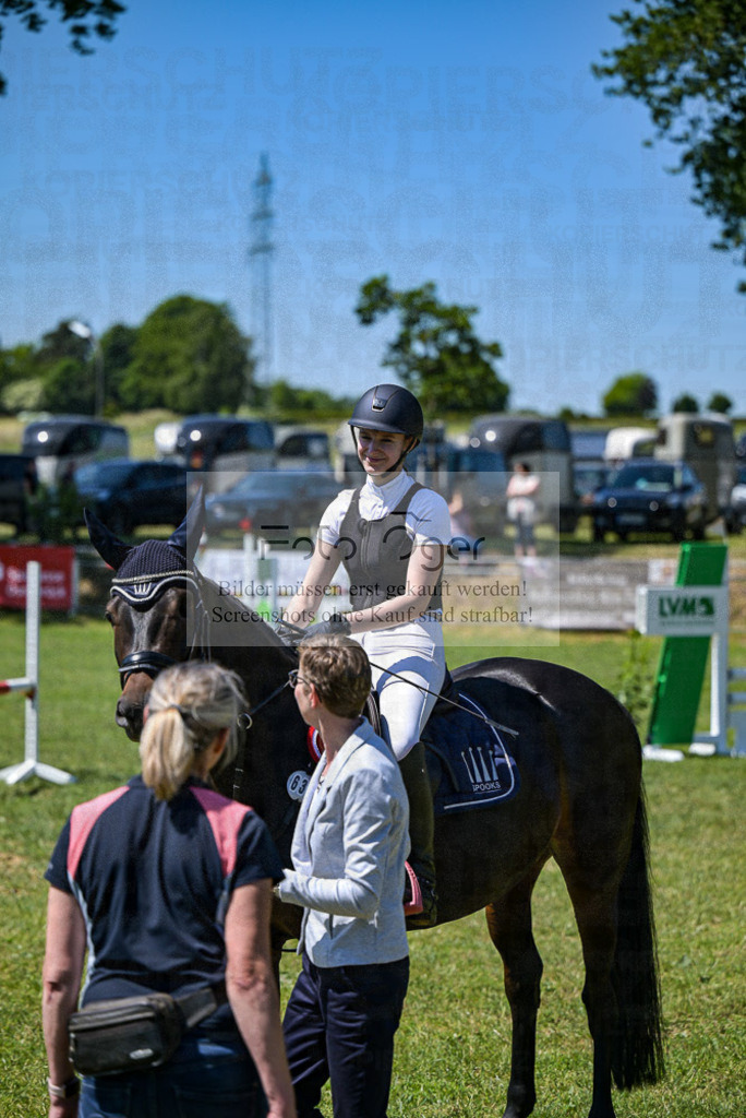 Reitturnier Voxtrup | Entdecke hochwertige Reitturnierfotos von Foto Oger. Professionell, emotional und authentisch – jetzt Lieblingsmomente im Shop bestellen.Deutschlandweite Turnierfotografie. - Realisiert mit Pictrs.com