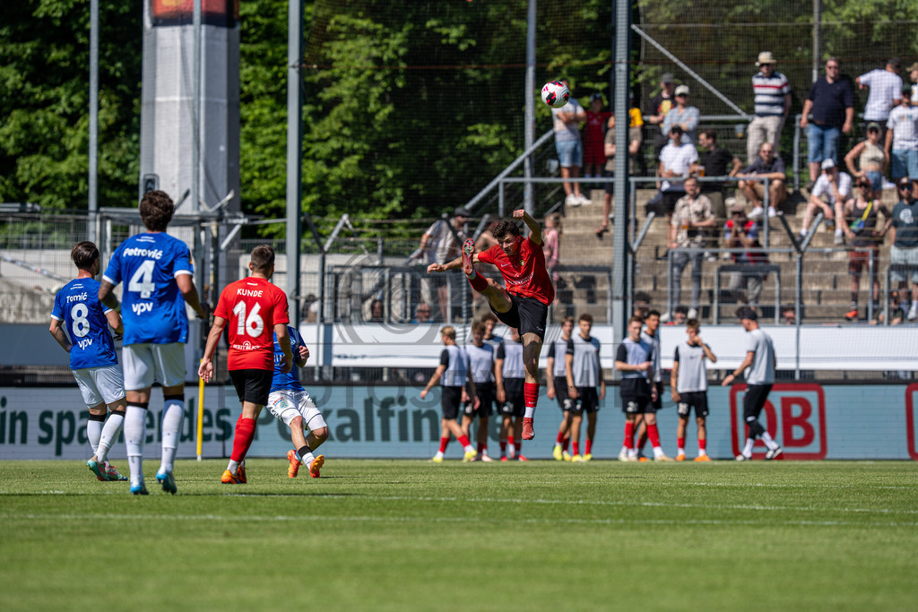 Stuttgarter Kickers vs. SG Sonnenhof Großaspach, Fussball, WFV-Pokal, Finale, 23.05.2026 | Antonis Aidonis (SG Sonnenhof Großaspach, #15) klaert den Ball,Stuttgarter Kickers vs. SG Sonnenhof Großaspach, Fussball, WFV-Pokal, Finale, 23.05.2026