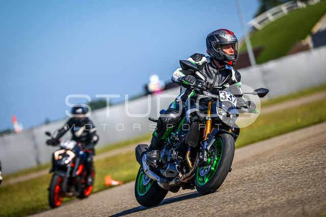 0337-260509DCB-007_337 | Deine Full-Service-Agentur für ✔️Videoproduktionen und ✔️Motorsportfotografie Jetzt Angebot anfragen!