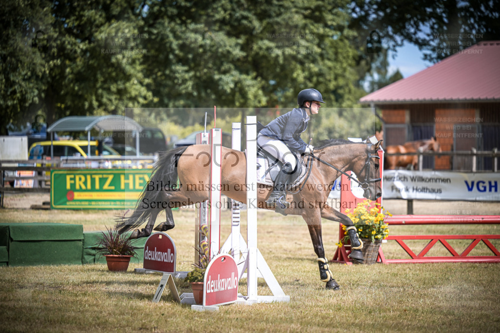 DOS_0648 | Entdecke hochwertige Reitturnierfotos von Foto Oger. Professionell, emotional und authentisch – jetzt Lieblingsmomente im Shop bestellen. - Realisiert mit Pictrs.com