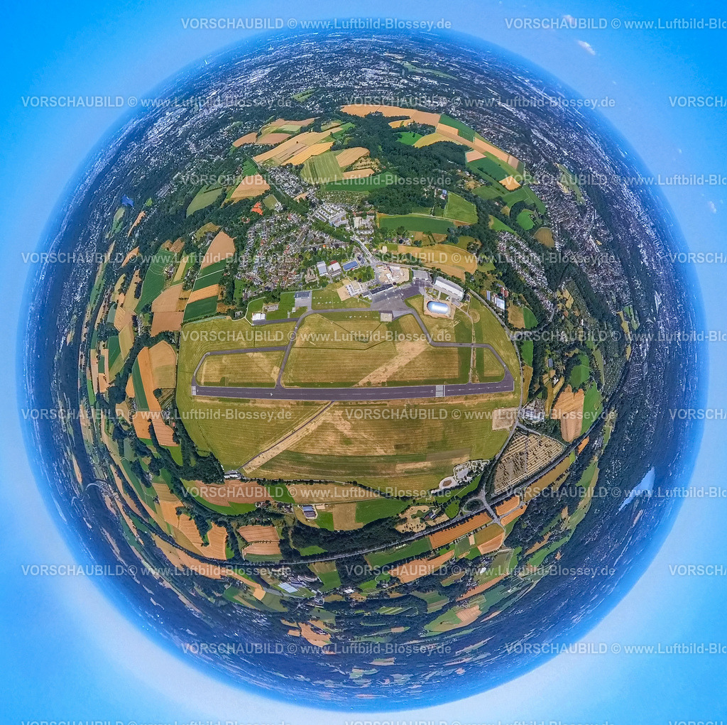 Essen230790009FlughafenEssenEssen-2 | Luftbild, Flughafen Essen/Mülheim, Startbahn und Landebahn, Zeppelinhalle, Erdkugel, Fisheye Aufnahme, Fischaugen Aufnahme, 360 Grad Aufnahme, tiny world, Holthausen - Südost, Mülheim an der Ruhr, Ruhrgebiet, Nordrhein-Westfalen, Deutschland
