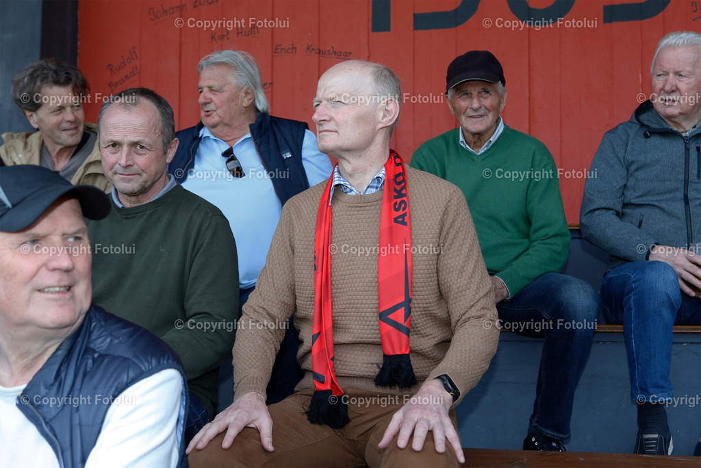 AMPFLWANG_45 | bilder, linz, photo, foto, fussball, sport, fotolui, bundesliga