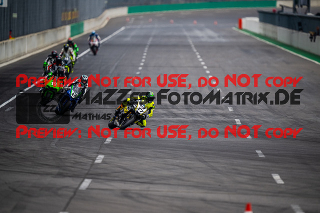 MaZZes_FotoMatrix_220508_92427 | Fotograf Mathias Schmid
Sportfotograf,
Eventfotograf,
Hochzeitsfotograf,
Portraitfotograf