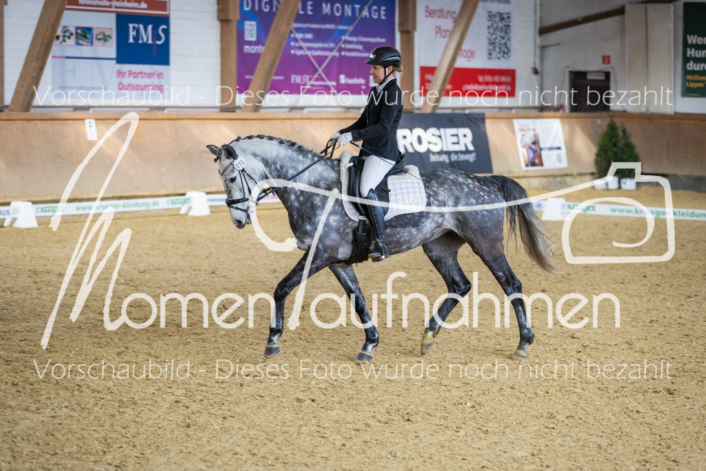 Sth-LPO25-L-Kür-124 | MomenTaufnahmen Pferdesportfotos