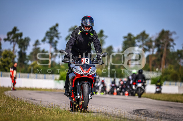 0074-240609_HR-004_74 | Deine Full-Service-Agentur für ✔️Videoproduktionen und ✔️Motorsportfotografie Jetzt Angebot anfragen!