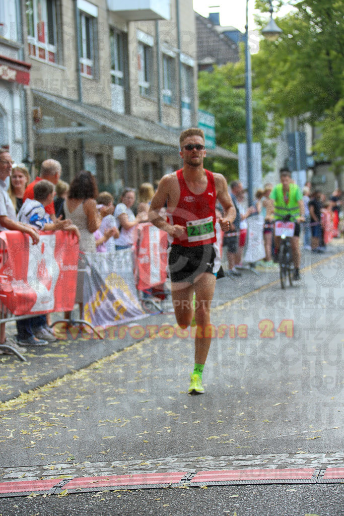 220625_1635_EX1_4718 | Sportfotografie im Rhein-Sieg Kreis, Köln, Bonn, NRW, Rheinland Pfalz, Hessen, etc. Unser Tätigkeitsfeld umfasst den Laufsport vom Volkslauf über den Marathon, Duathlon, Triathon bis zum Ultralauf wie Kölnpfad Ultra oder Schindertrail.