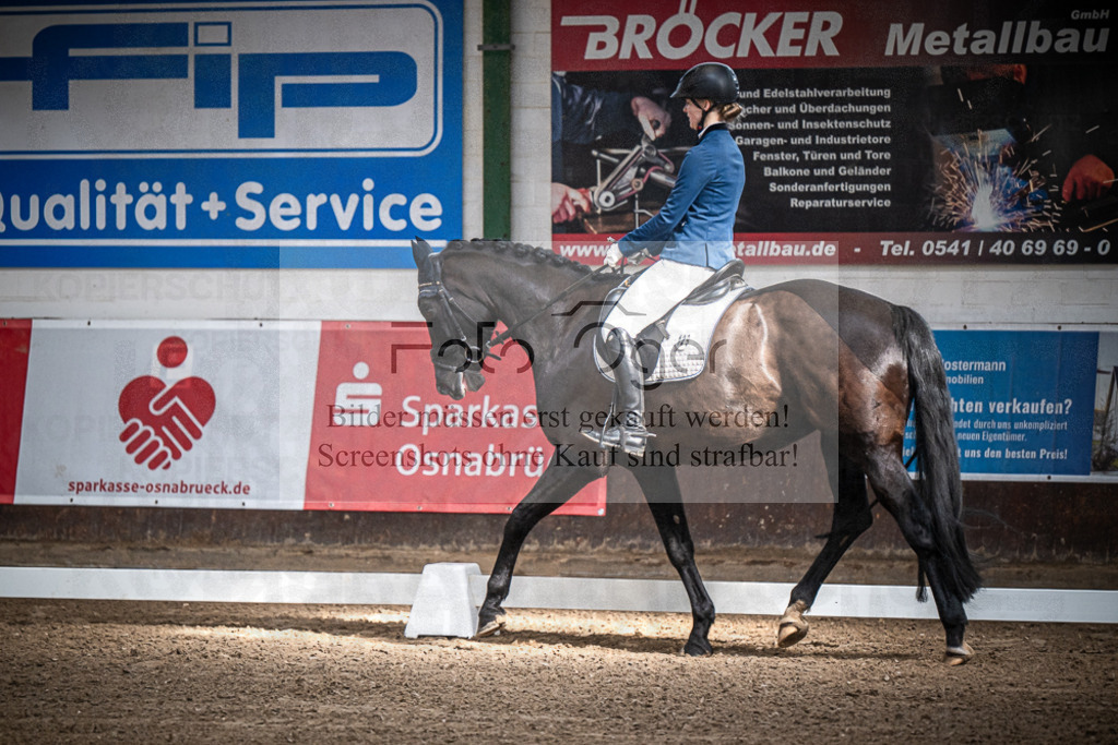 DOS_0355 | Entdecke hochwertige Reitturnierfotos von Foto Oger. Professionell, emotional und authentisch – jetzt Lieblingsmomente im Shop bestellen.Deutschlandweite Turnierfotografie. - Realisiert mit Pictrs.com