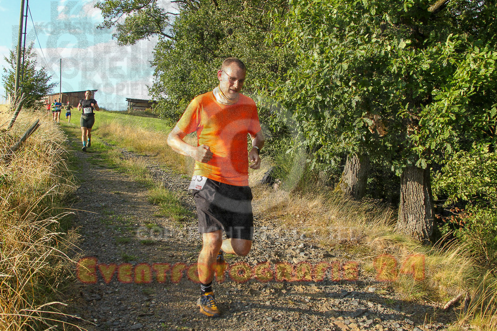 250801_1910_EV4_8215 | Sportfotografie im Rhein-Sieg Kreis, Köln, Bonn, NRW, Rheinland Pfalz, Hessen, etc. Unser Tätigkeitsfeld umfasst den Laufsport vom Volkslauf über den Marathon, Duathlon, Triathon bis zum Ultralauf wie Kölnpfad Ultra oder Schindertrail.
