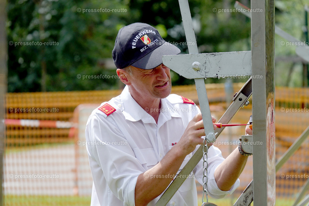 news-2022-Juli09-FF-Nassleistungsbewerb-Hoefen-Sony-DSD02770 | Info aus dem Bezirk Reutte/Ausserfern Tirol sowie eine umfangreiche Bilddatenbank über die gesamte Region: Lechtal, Talkessel Reutte, Tannheimertal, Zwischentoren. Lech, Plansee, Zugspitze, Grenztunnel, B179, Fernpassstraße, Verkehr, Lawinen, Tradition, - Realisiert mit Pictrs.com