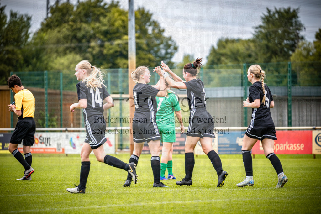 SG Bohmte/Ostercappeln/Schwagstorf - SG Hollenstede / Schwagstorf | Fr.-BZL Weser-Ems Süd · 1. Damen - SG Hollenstede / Schwagstorf · Sportplatz - Realisiert mit Pictrs.com