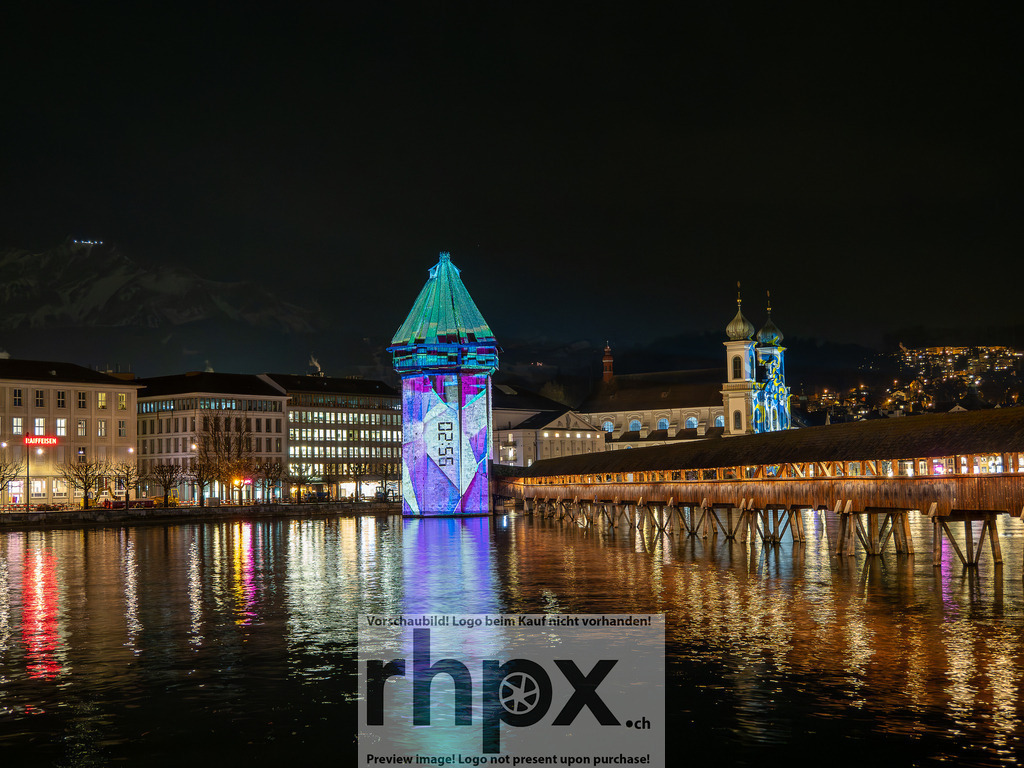 Lilu 2026 Kapellbrücke | Stimmungsvolle Fotokunst aus Luzern. Erlebe den Pilatus, den See und die Stadt Luzern in exklusiven Aufnahmen in der Fotogalerie & Shop. - Realisiert mit Pictrs.com