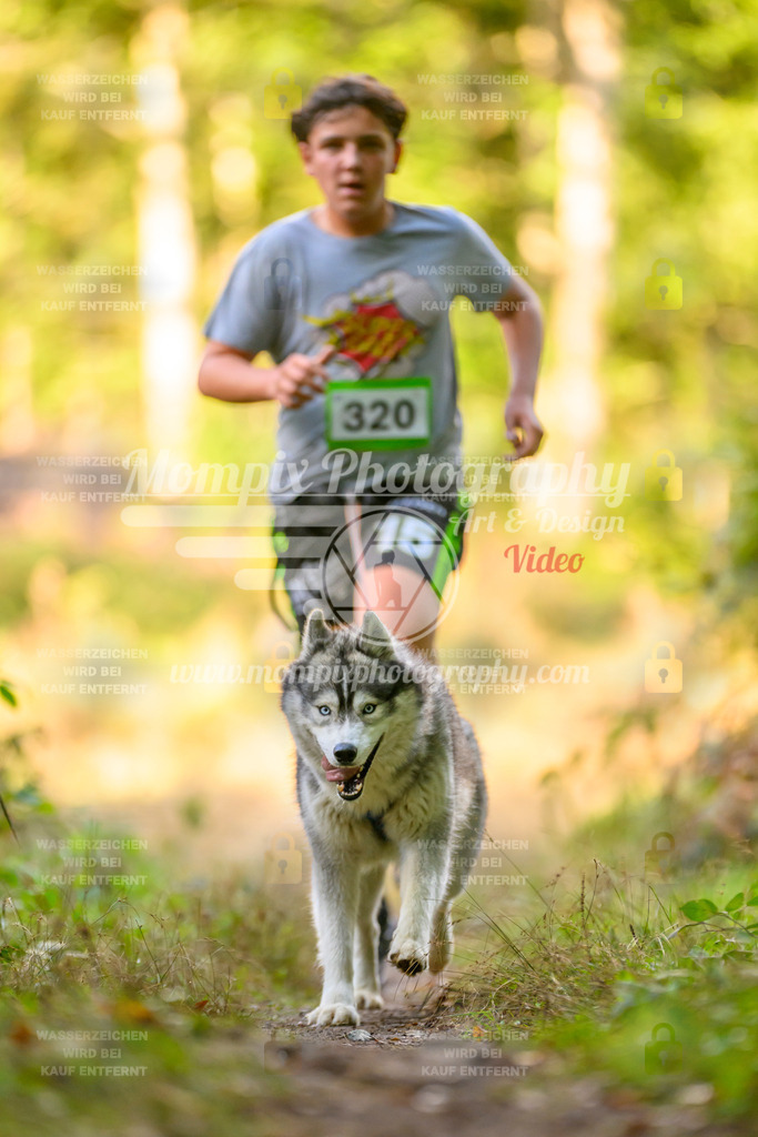 MompixPhotography_Yens2025_B3-188 | PayLife