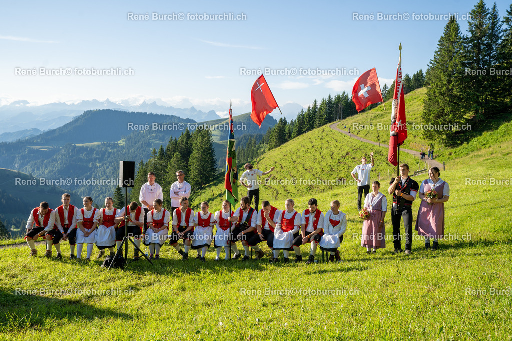 DSC02191 | René Burch leidenschaftlicher Fotograf aus Kerns in Obwalden.  Hier finden sie Sport, Landschaft und Natur Fotografie.
 - Realisiert mit Pictrs.com