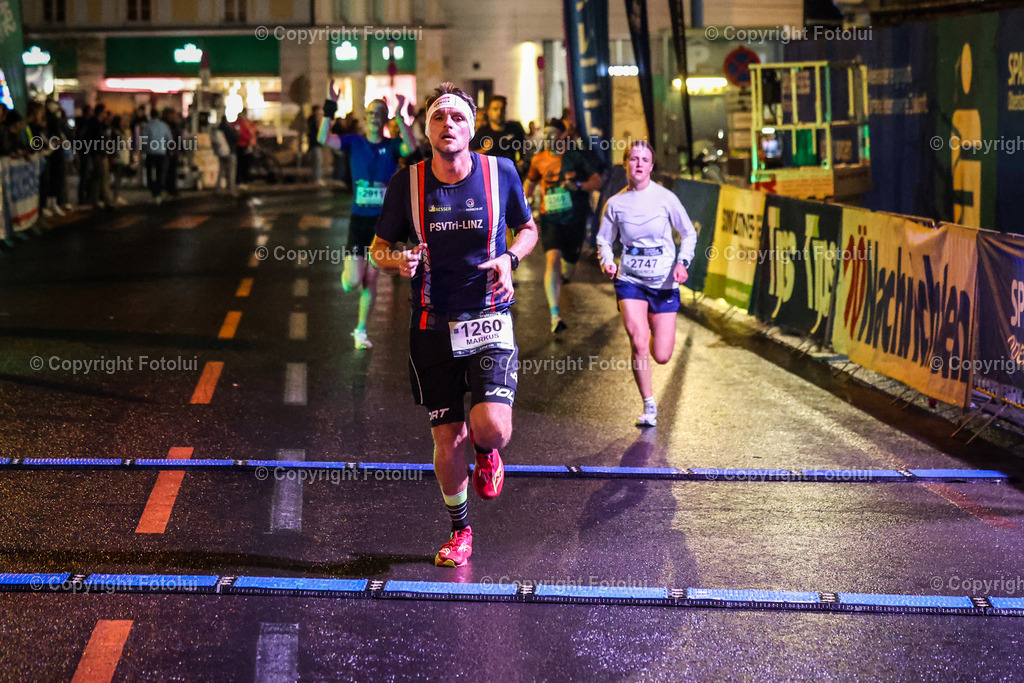 A-BINDER_20250925_0054 | LINZ, AUSTRIA,25.Sept.25 - NIGHT RUN LINZ. Image shows Photo: Sportmediapics.com/ Manfred Binder