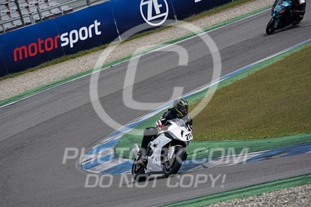 2023_04_24_PBK_12243 | Sportfotografie; SlowMotion; Video; Rennstrecke; Hafeneger; Speer; Racing; RSE; BMW; CBO; Trackday; Motorsportarena; Hockenheimring; Brno; Most; Barcelona; Valencia