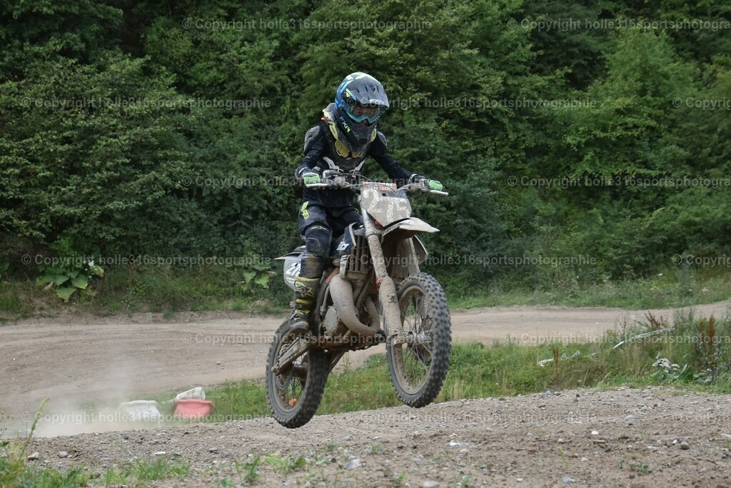 DSC_0467 (2) | Sportfotografie , Motorsport, Motoross, Reitsport, Mointainbike, Enduro,
Landschaft , Outdoor, Eventfotografie, Landschaft, Bilder online bestellen - Realisiert mit Pictrs.com