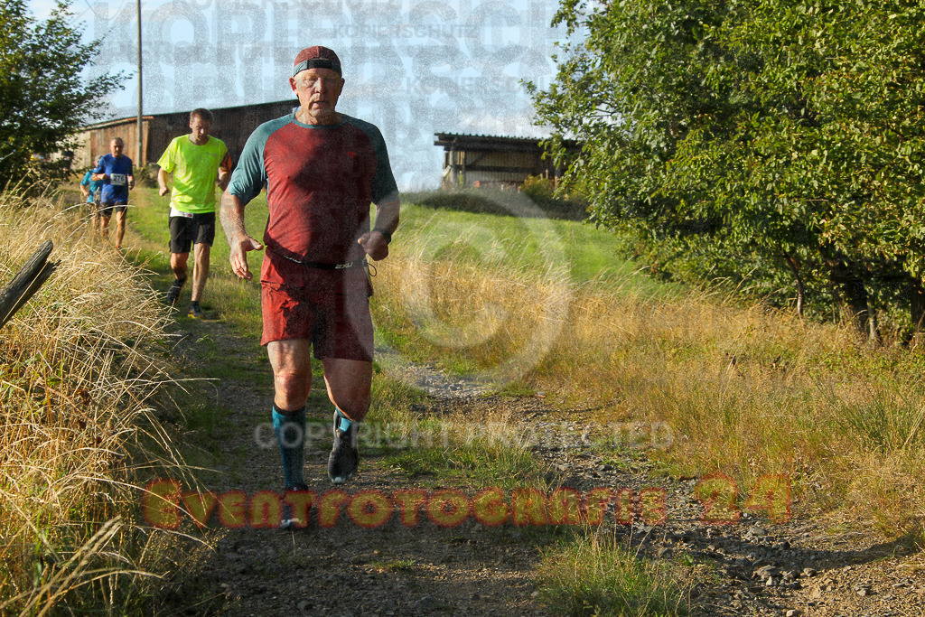 250801_1916_EV4_8434 | Sportfotografie im Rhein-Sieg Kreis, Köln, Bonn, NRW, Rheinland Pfalz, Hessen, etc. Unser Tätigkeitsfeld umfasst den Laufsport vom Volkslauf über den Marathon, Duathlon, Triathon bis zum Ultralauf wie Kölnpfad Ultra oder Schindertrail.