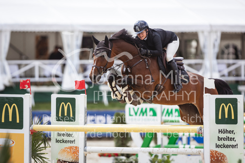 240714_BHO_M2-Spr-2-328 | Deine schönsten Turniermomente als professionelle Fotos! Entdecke hochwertige Pferdesport-Fotografie im Online-Shop. Jetzt Fotos finden & bestellen!