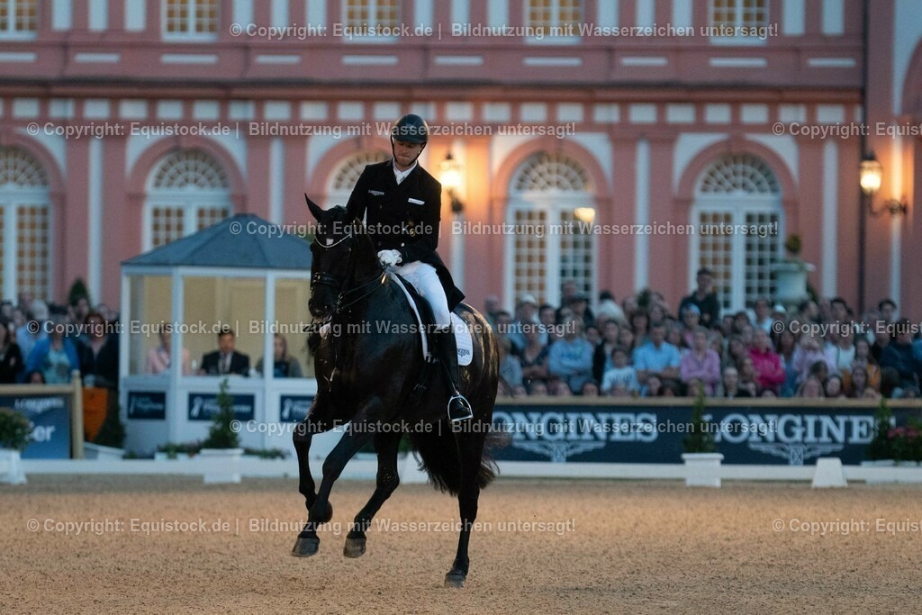20230528_Flutlicht-Kür_0092 | equistock