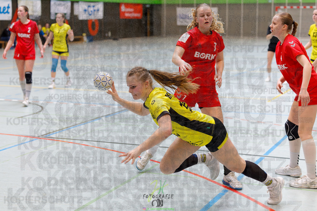 Hessenmeisterschaft wJC - Finale; HSG Kleenheim - HSG Weiterstadt/ Braunsh.Worf. | Hessenmeisterschaft wJC - Finale; HSG Kleenheim - HSG Weiterstadt/ Braunsh.Worf. am 22.03.2025 in Biedenkopf (Sporthalle Lahntalschule)Photo © 2025 - Jörg Heinrich - Realisiert mit Pictrs.com