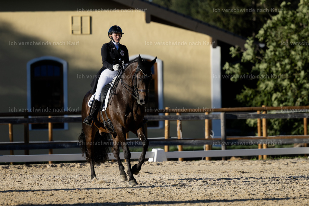 FHC2026_P09_48_19123 | Fichtenhof Classics 2026 – Grand Prix de Dressage - VOLTAIRE Design Preis, Reitanlage Fichtenhof, Sch ftlarn