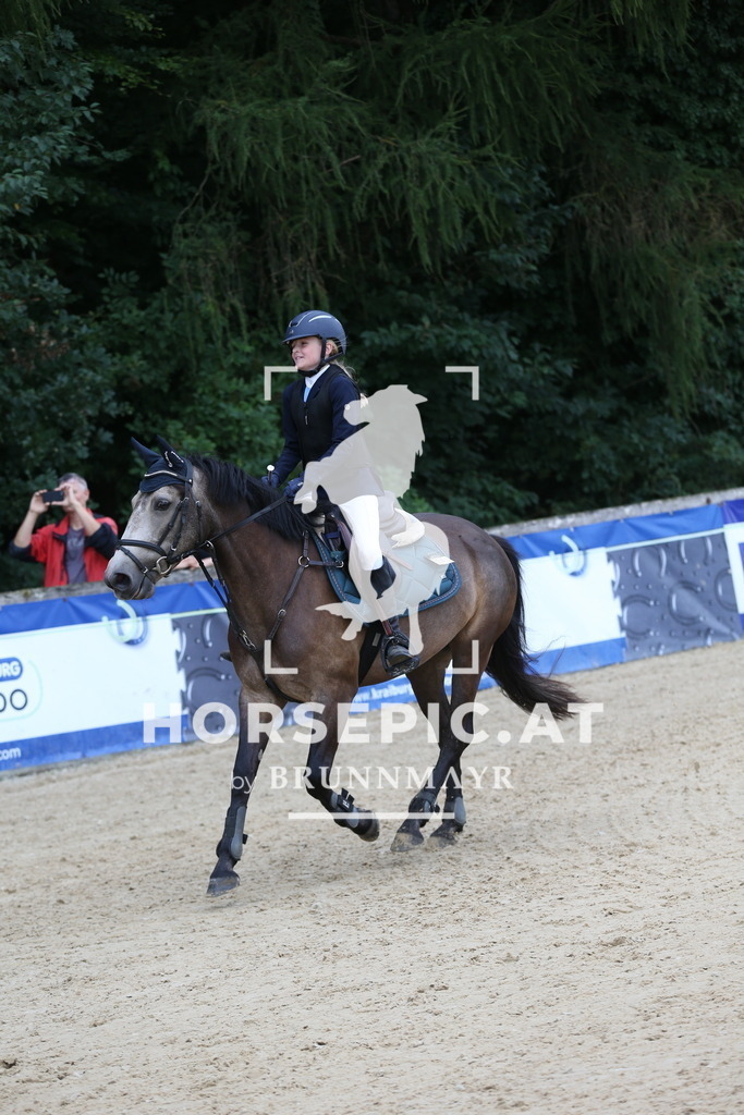 DL2Q4537 | Willkommen bei Brunnmayr - Design & Fotografie – Ihrem Spezialisten für Reitturniere und Pferdeveranstaltungen in Oberösterreich, Salzburg und Bayern! Seit über 17 Jahren sind wir leidenschaftlich dabei.