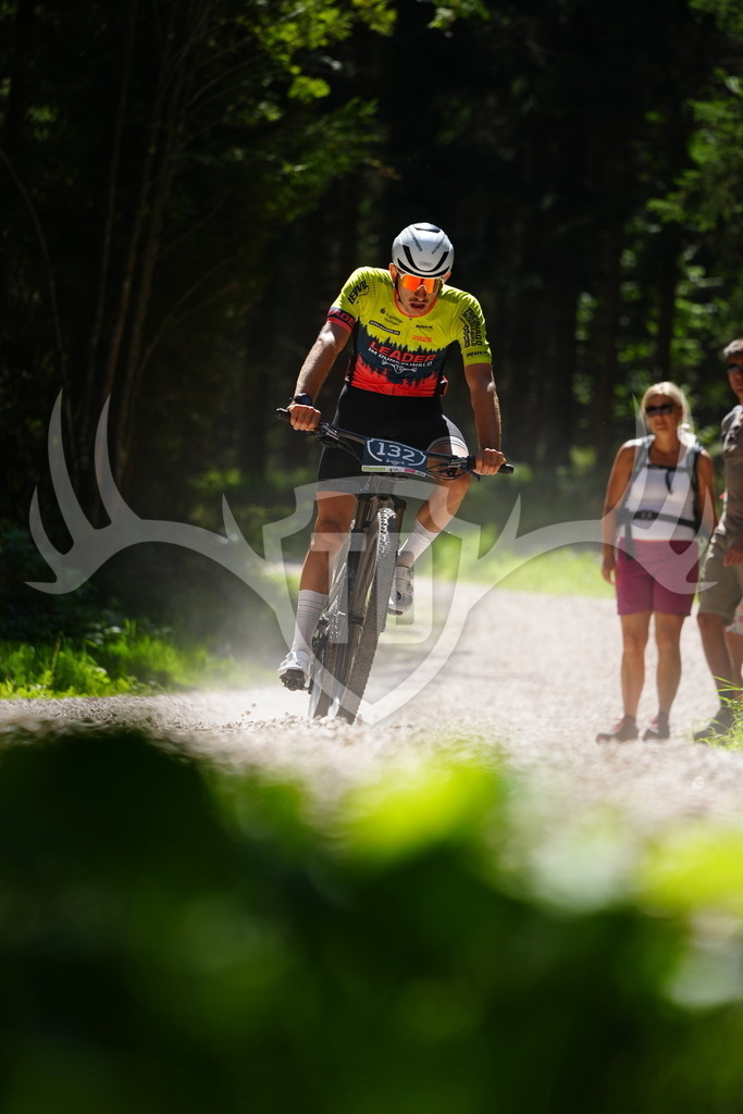 FC102080 | Fotogalerie der Treibjagd im Dunkelwald - Dein MTB Etappenrennen im Erzgebirge - Realisiert mit Pictrs.com