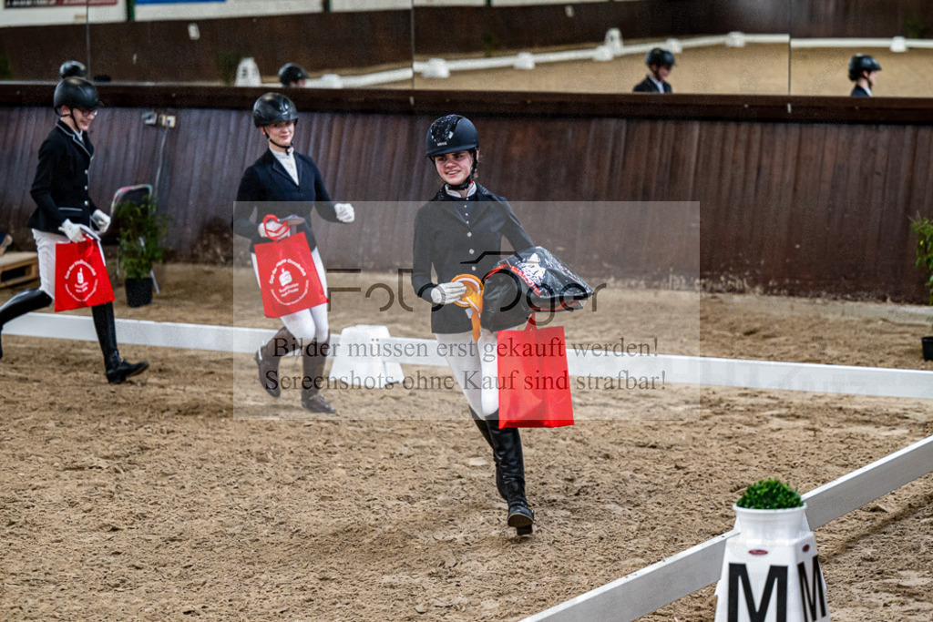 20240310-DOS_1222 | Entdecke hochwertige Reitturnierfotos von Foto Oger. Professionell, emotional und authentisch – jetzt Lieblingsmomente im Shop bestellen.Deutschlandweite Turnierfotografie. - Realisiert mit Pictrs.com
