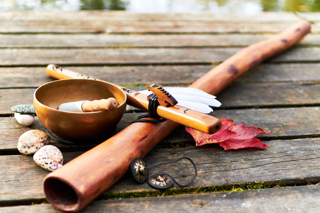 Naturtonmusik 1 | Didgeridoo, American Native Style Flute, Klangschale - Realisiert mit Pictrs.com