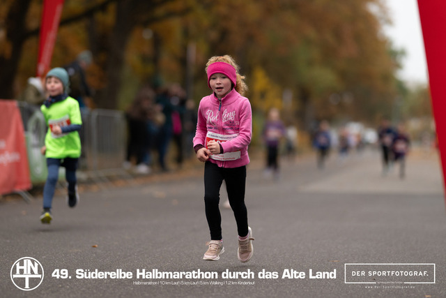 Süderelbe Halbmarathon 2025 I 09.11.2025 I Fotograf_DerSportfotograf.I 00216 | Der Sportfotograf. - Realisiert mit Pictrs.com